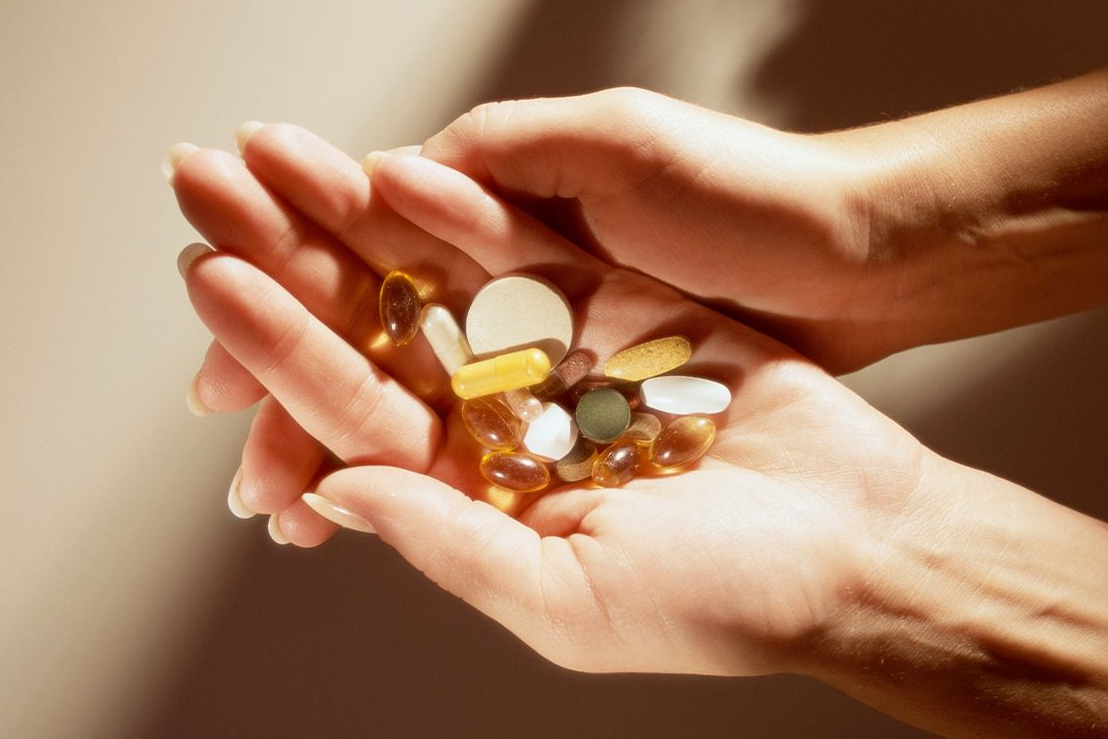 Natural Supplements for Women's Hormonal Balance and Wellness